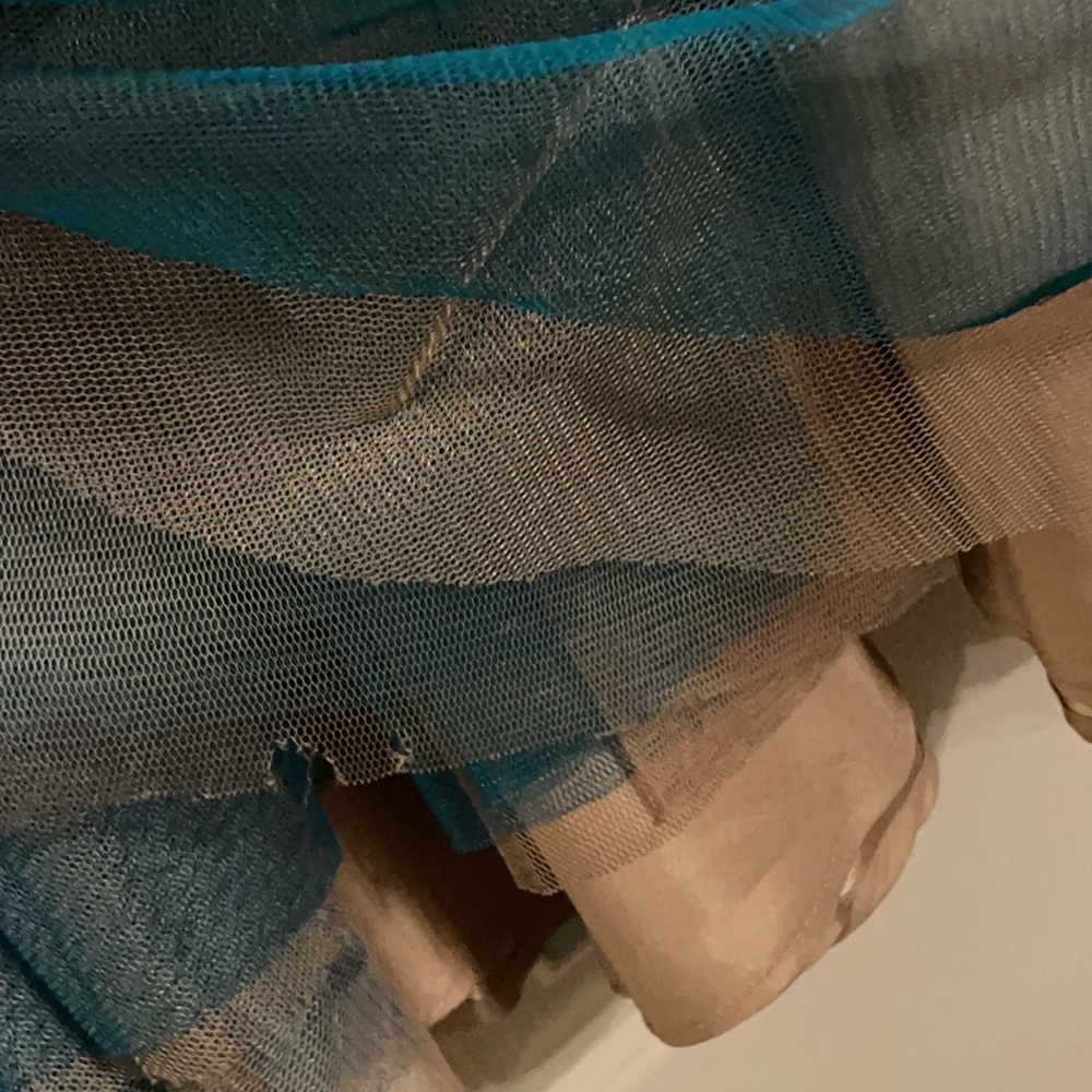 Cache teal and tan tulle cocktail prom dress - Picture 13 of 15